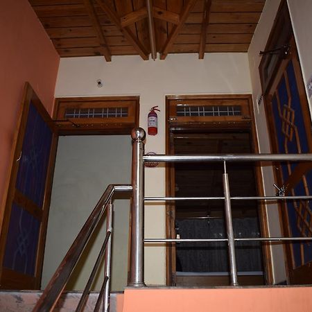 ناينيتال Star Guest House المظهر الخارجي الصورة